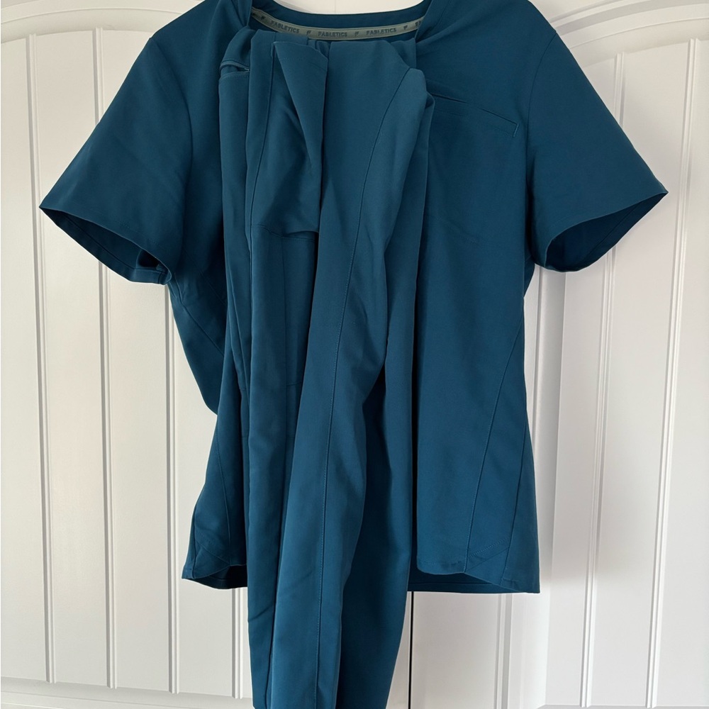 Caribbean blue scrub set
